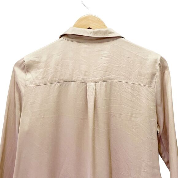 Garnet Hill 100% Silk Blouse Button Front Long Sleeve in Champagne Taupe Size 4 - Picture 8 of 13